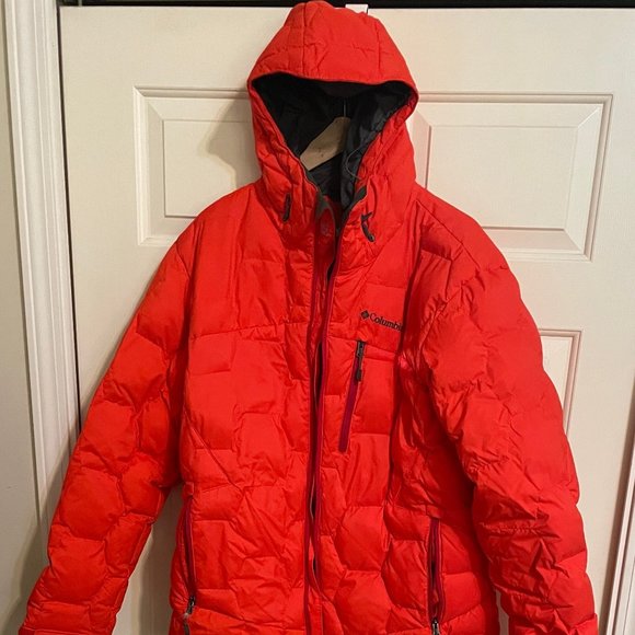 Columbia Hooded Red 700 Down Fill Jacket - Large - Picture 2 of 16